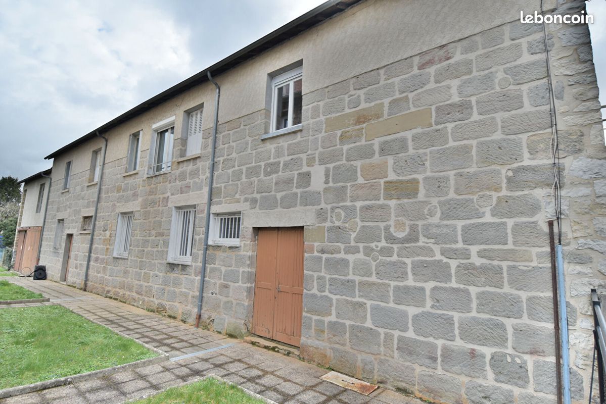 Immeuble 9 pièces 262 m² · à Brive-la-Gaillarde · 262 m² · 205 000 €