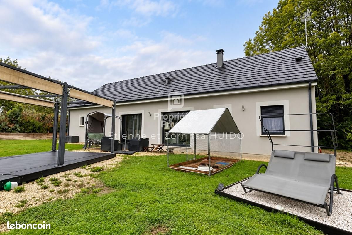 Maison 7 pièces 135 m² · à Saint-Valentin · 135 m² · 265 900 €