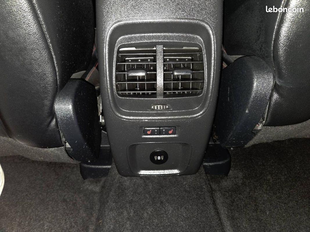 Ford Kuga 2.5 Duratec 225ch PHEV ST-Line X BVA (image 28)