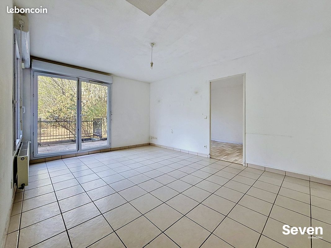 Appartement 2 pièces 38 m² · à Grenoble · 38 m² · 66 000 €