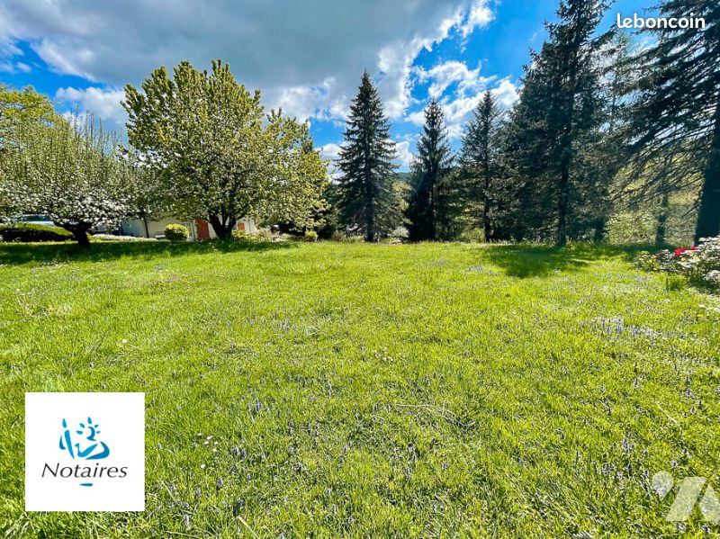 Terrain 935 m² · à Cruseilles · 935 m² · 249 000 €