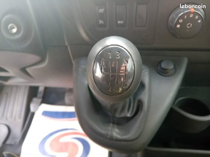 Renault Master PlanCb 14 900 HT L3H2 2.3 dCi 110ch Grand Confort HAYON (image 13)