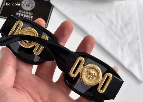 Lunettes de soleil Versace (image 2)