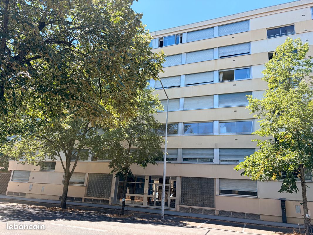 Appartement 2 pièces 49 m² · à Dijon · 49,4 m² · 160 000 €