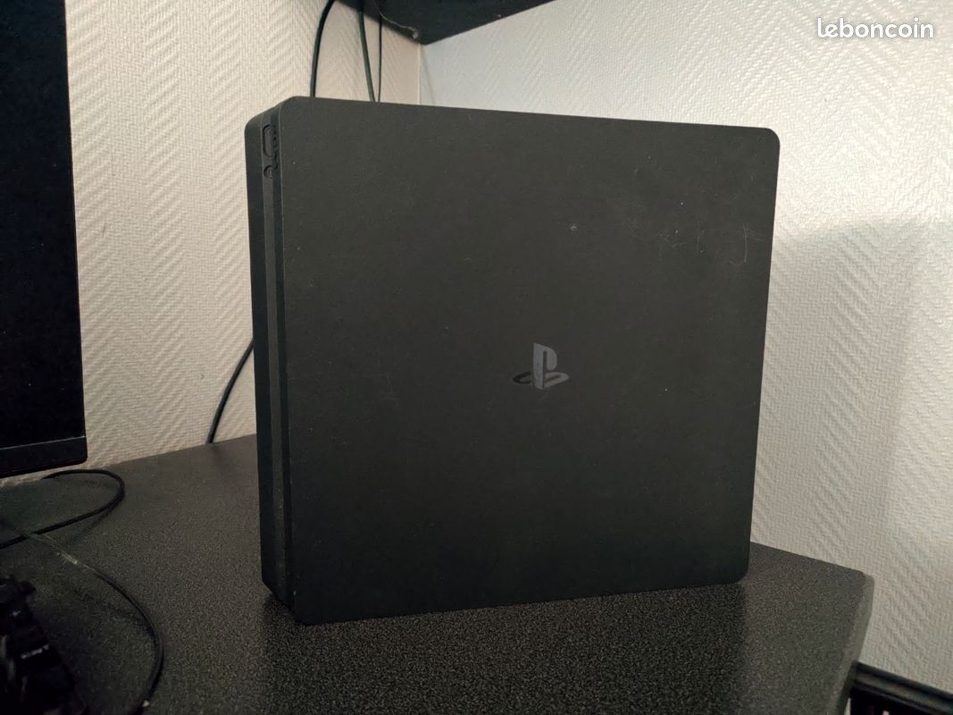 PS4 Slim 500 GO 12.00 (image 1)