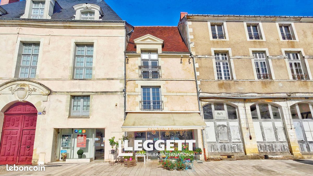 Maison 4 pièces 111 m² · à Richelieu · 111 m² · 163 000 €