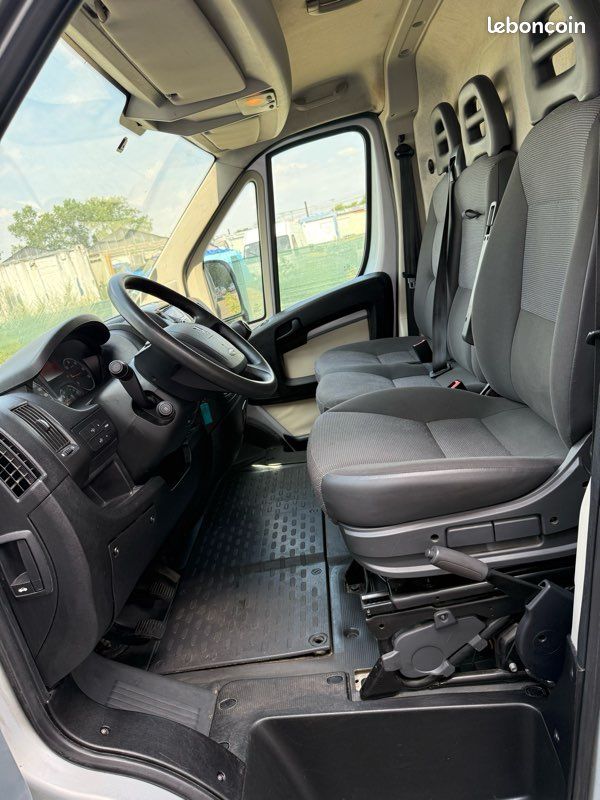 Peugeot Boxer L2H2 2.2HDI 130CV BVM 6 essieu escamotable Rassol SIPREL (image 8)