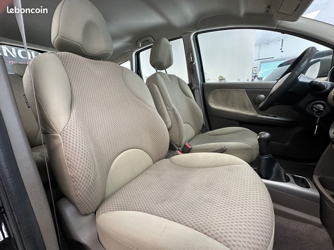 Nissan Note 1.6 110cv (image 10)