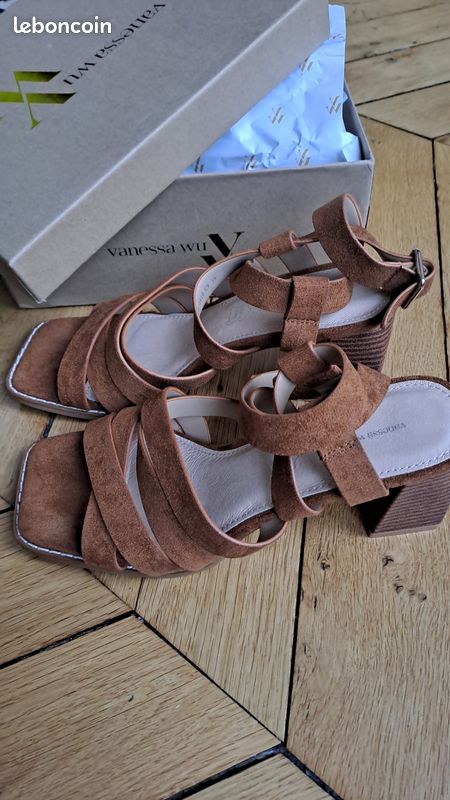 Vanessa Wu Sandales Talons Argent Sandales à Talon Melodie Argent