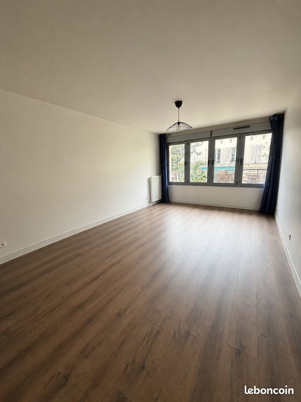 Appartement 2 pièces 47 m² · à Bagnolet · 47 m² · 315 000 €