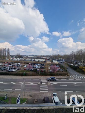 https://img.leboncoin.fr/api/v1/lbcpb1/images/6d/65/90/6d659094f707c51db03f6f0227c20fc45c15bd72.jpg?rule=ad-image