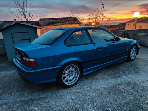 BMW M3 E36 3,2l 1995 en bleu Estoril à vendre