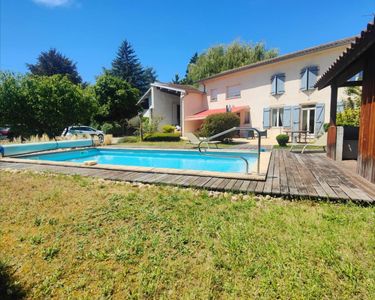 Maison 748 800 € - 198 m²