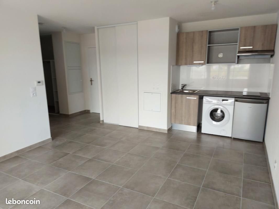 Appartement 2 pièces 53 m² · à Bassens · 53 m² · 727 €