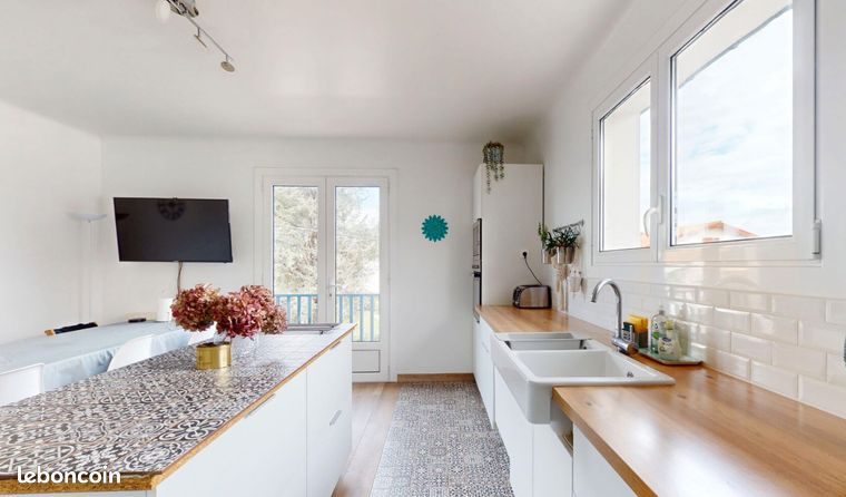 Appartement 5 pièces 176 m²