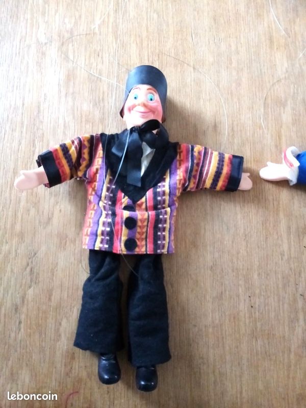 Set 6 Marionnettes a main theatre enfant - Personnages : Guignol