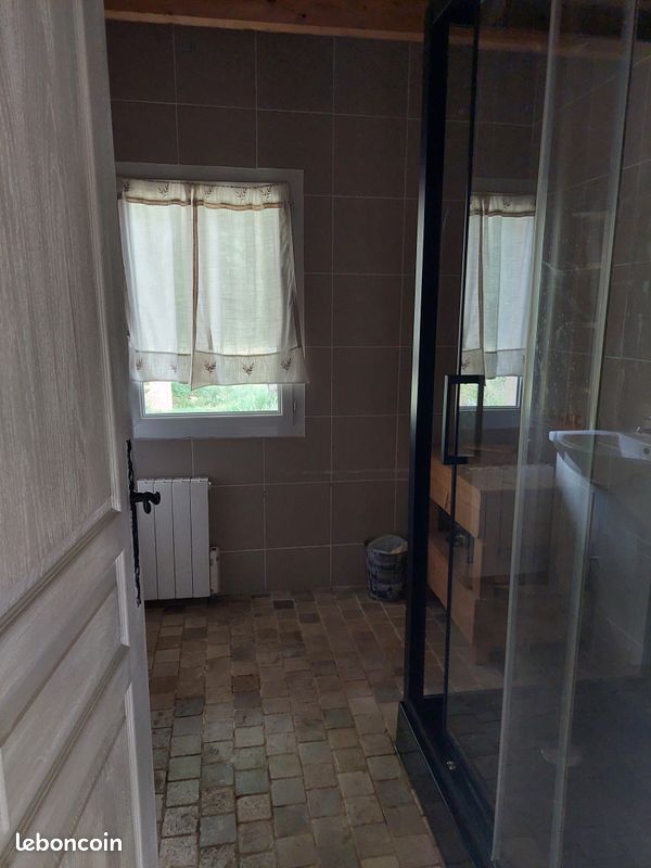 Maison 2 pièces 45 m² · à Brouchaud · 45 m² · 800 €