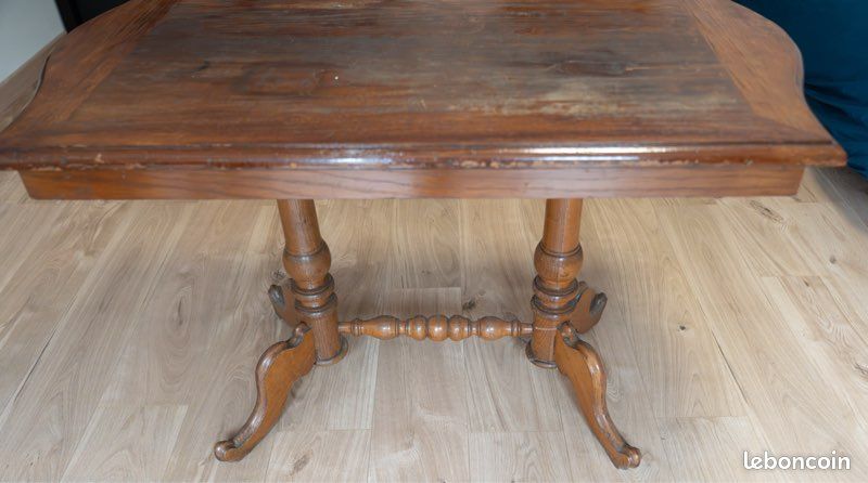 Table en bois (image 2)