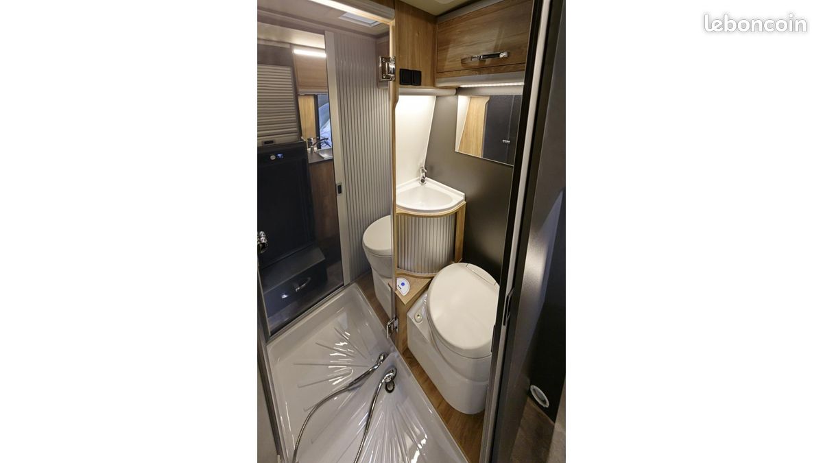 MEGAMOBIL MEGA CLASSIC 600 S HUBBETT MAN TGE 163 Boite AUTO (image 26)
