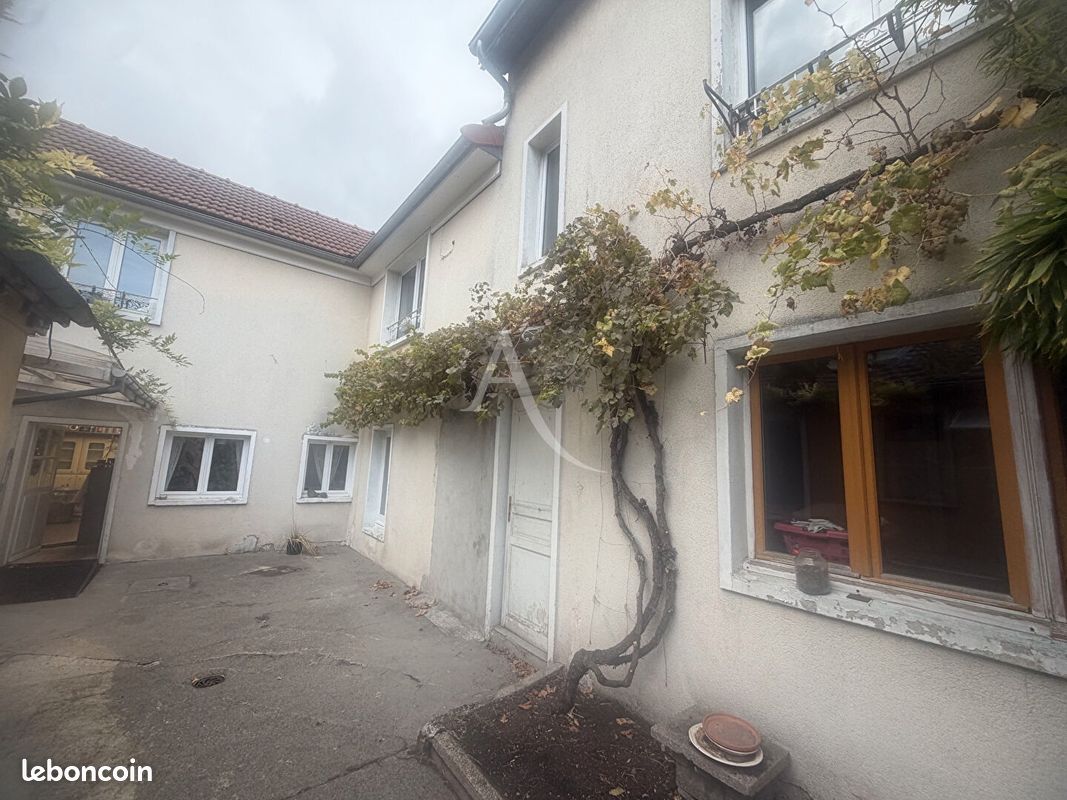 Maison 7 pièces 122 m² · à Drancy · 122 m² · 375 000 €