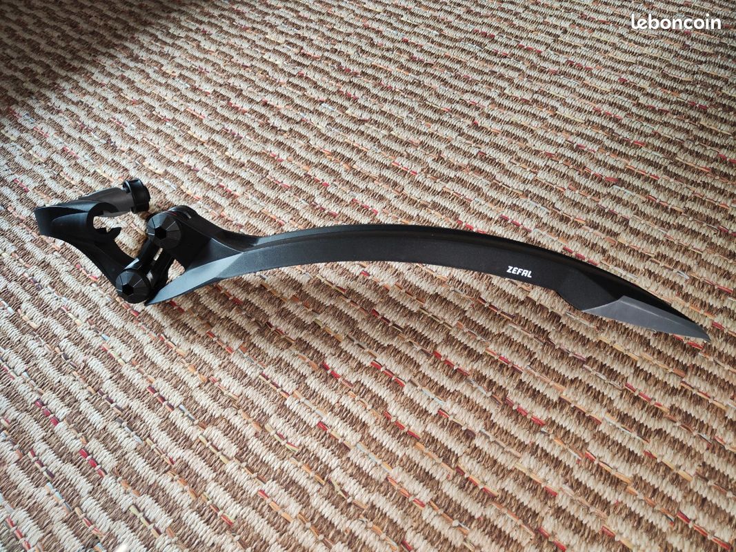 Garde boue arrière Zéfal pour VTT (image 1)