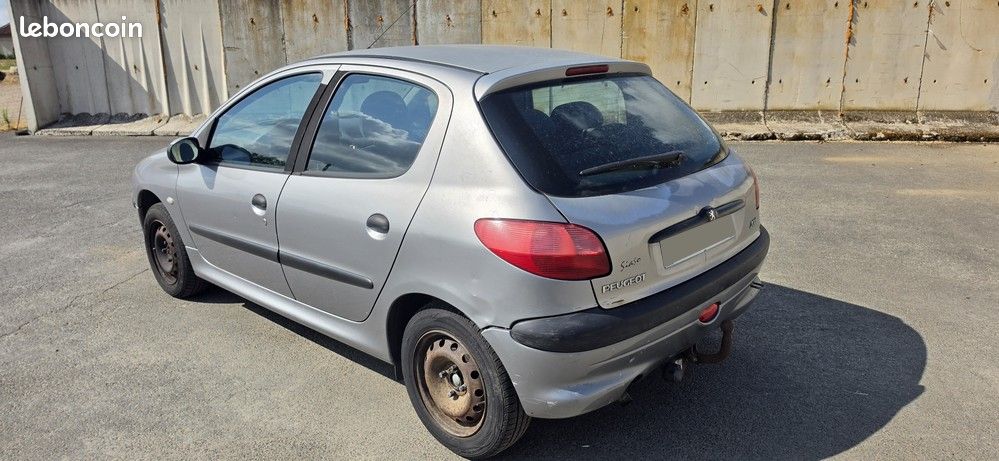 Peugeot 206 1.9d 70 cv 5 portes 5 vitesses garantie 3 mois (image 3)
