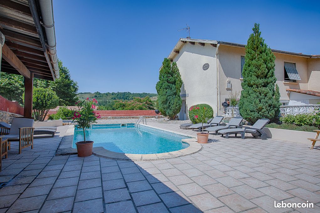 Maison 6 pièces 190 m² · à Valherbasse · 190 m² · 495 000 €
