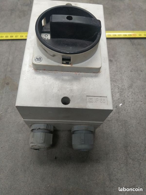 Disjoncteur de chantier AB IP66 (image 2)