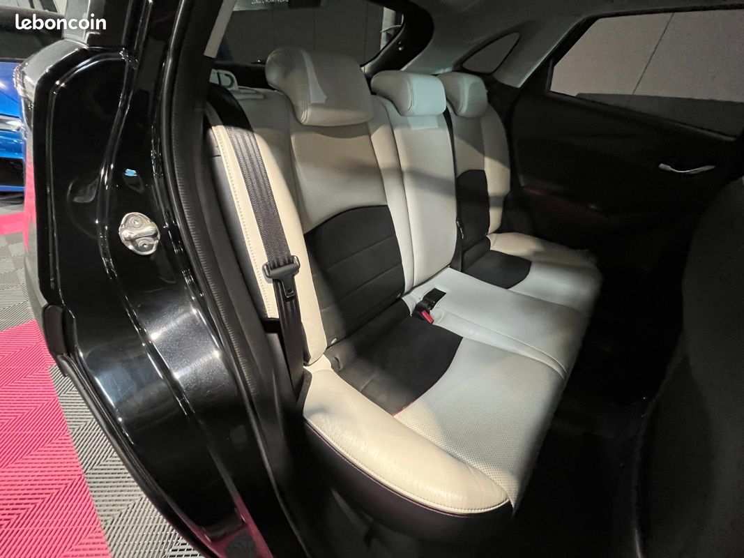 MAZDA CX-3 1.5L Skyactiv-D 105 CV 4x4 BVA6 Selection + BOSE + SIÈGES CHAUFFANTS + CAMÉRA + BLUETOOTH (image 13)
