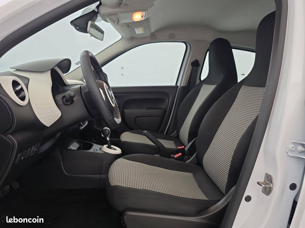 RENAULT Twingo III E-Tech Authentic (image 9)