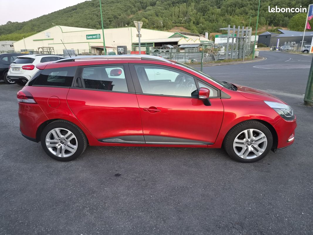 Renault CLIO IV ESTATE 1.5 DCI 75CH ENERGY BUSINESS (image 4)
