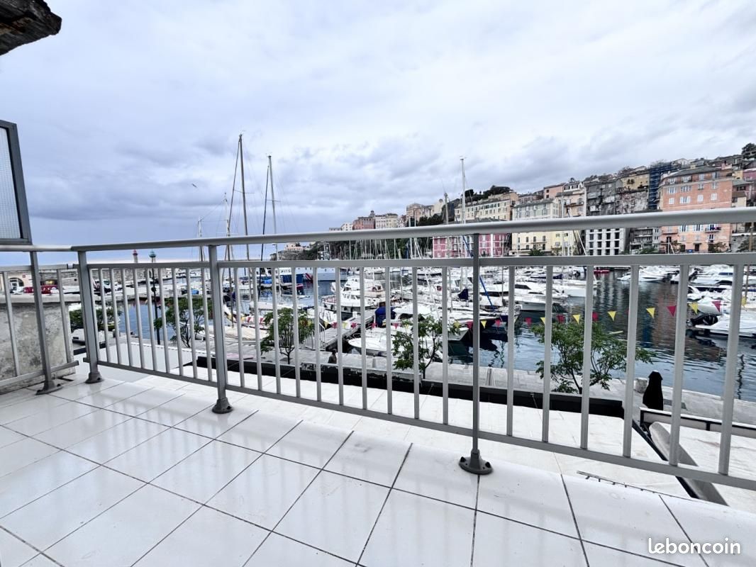 Appartement 3 pièces 41 m² · à Bastia · 41 m² · 690 €