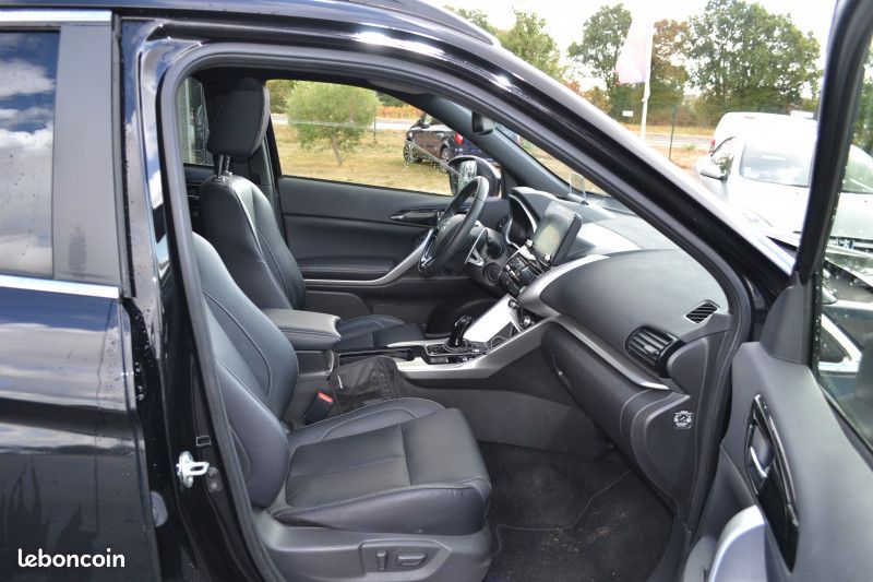 Mitsubishi ECLIPSE CROSS 2.4 MIVEC PHEV 188CH INTENSE 4WD 2023 (image 13)
