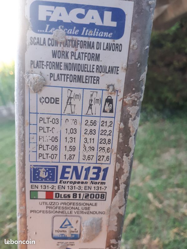 Grand escabeau PRO FACAL PLATE FORME (image 2)