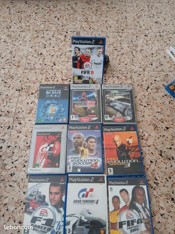 Lot de 10 jeux PS2 Japon import - Jeux vidéo