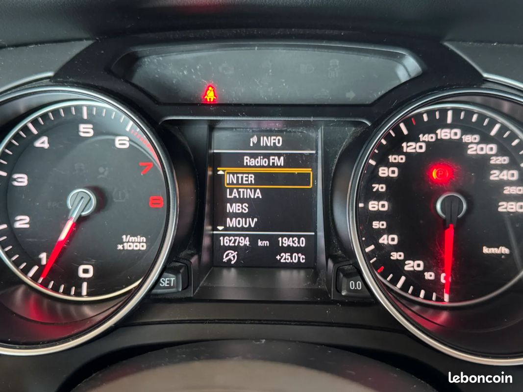 AUDI A5 Cabriolet 2.0 TFSI 211CV Suivi complet - Sièges Chauffants / Ventilés / Électriques (image 39)