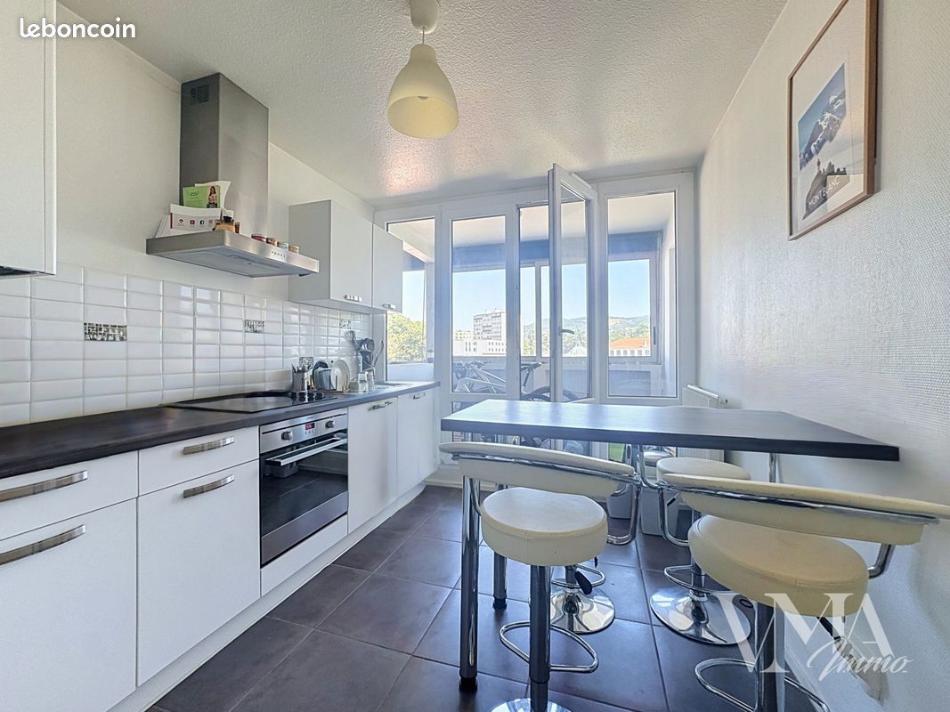 Appartement 2 pièces 50 m² · à Saint-Étienne · 50 m² · 57 000 €
