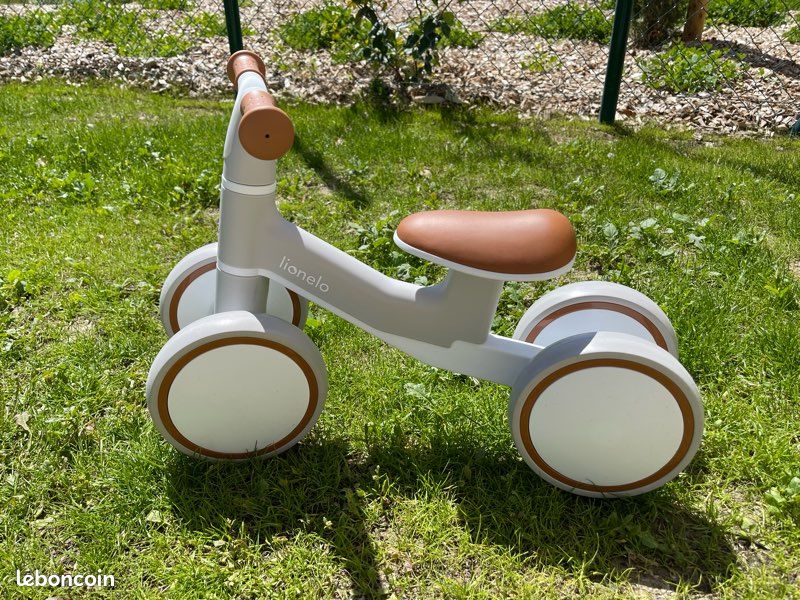 Velo draisienne lionelo Villy 12/36mois (image 1)