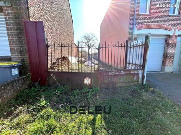 https://img.leboncoin.fr/api/v1/lbcpb1/images/6d/7c/a5/6d7ca518bad40b0e8b1d197dc3dd1a8feb447150.jpg?rule=ad-image