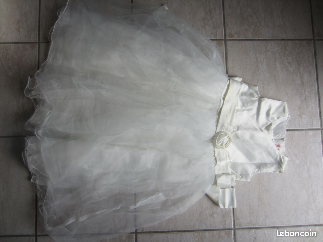 Robe de mariage servie 1 fois 140cm (sdaux) (image 3)