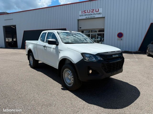 ISUZU D-MAX SPACE B-STRONG 2.2L 4X4 Disponible 31490 H.T (image 2)