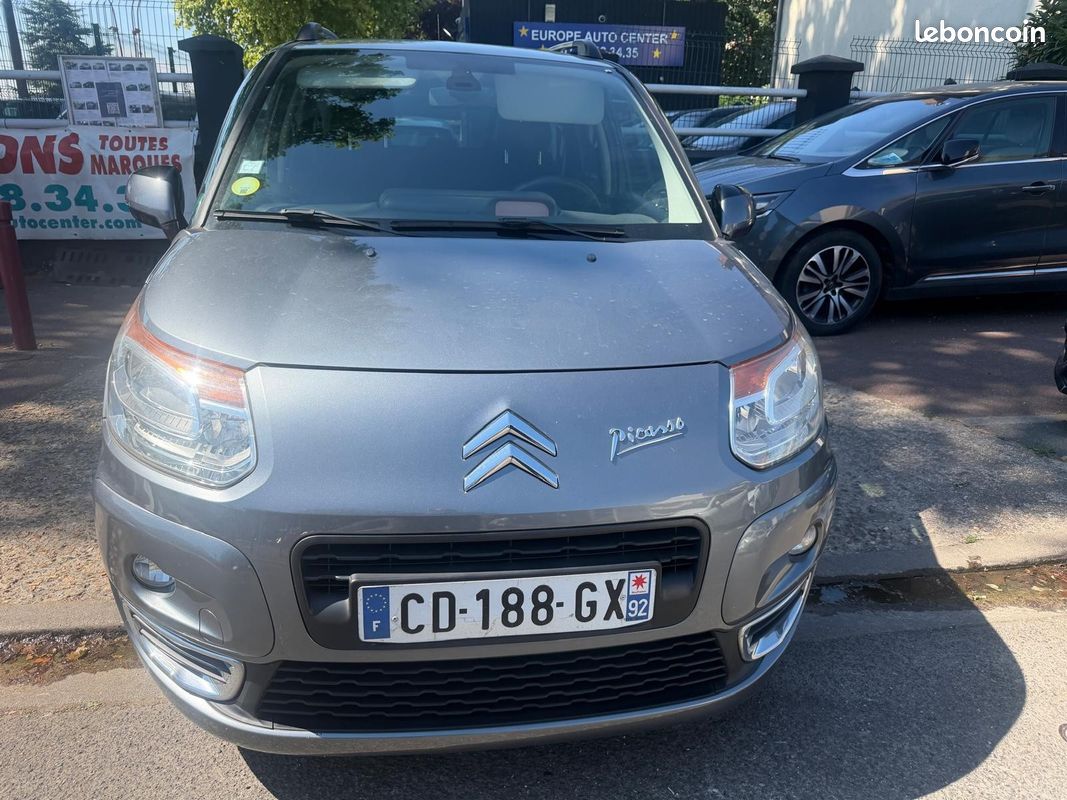 CITROEN C3 PICASSO HDi 90 FAP Exclusive/CREDIT POSSIBLE (image 10)