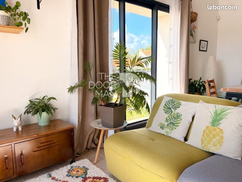 Maison 5 pièces 137 m² · à Saint-Hilaire-de-Chaléons · 137 m² · 299 900 €