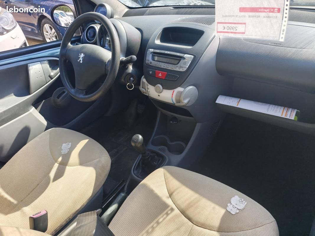 Peugeot 107 1.0 12v Trendy 5p (image 4)