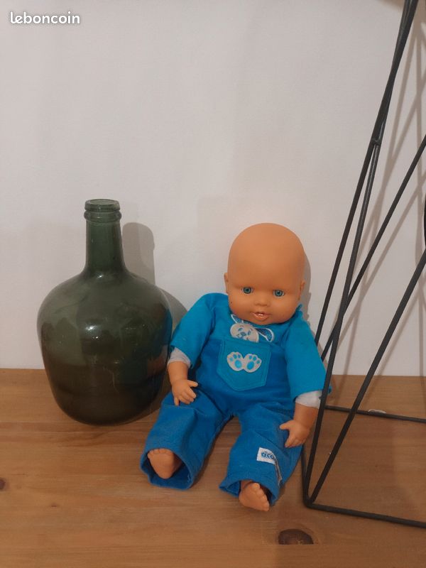 Poupée (image 1)