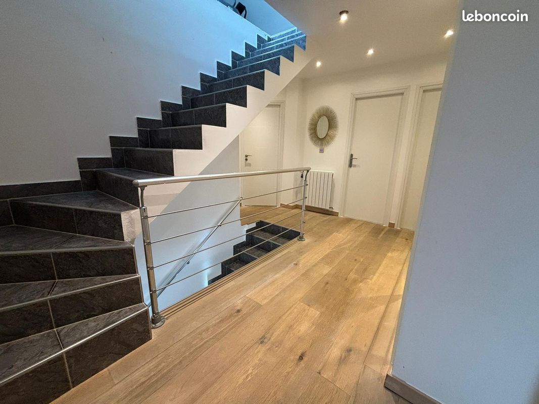 Maison a louer mitry-mory - 6 pièce(s) - 182 m2 - Surfyn