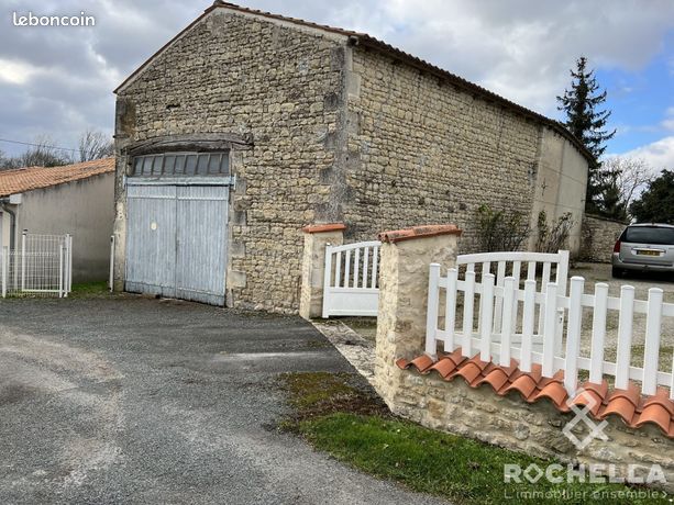 Grange 1 pièce 172 m²