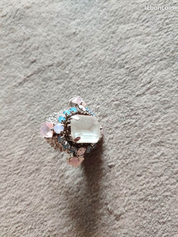 Bague fantaisie marque On aura tout vu (image 7)