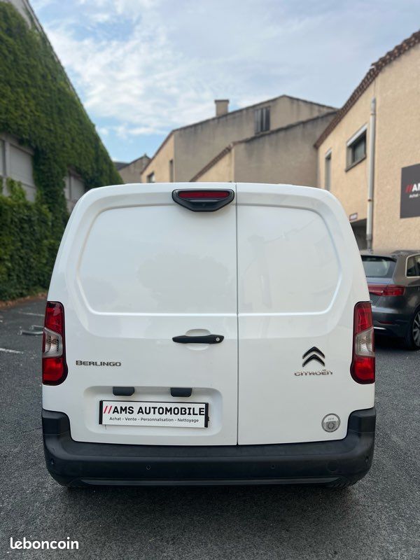 Citroën Berlingo 1.6 BlueHdi 100 Driver (image 5)