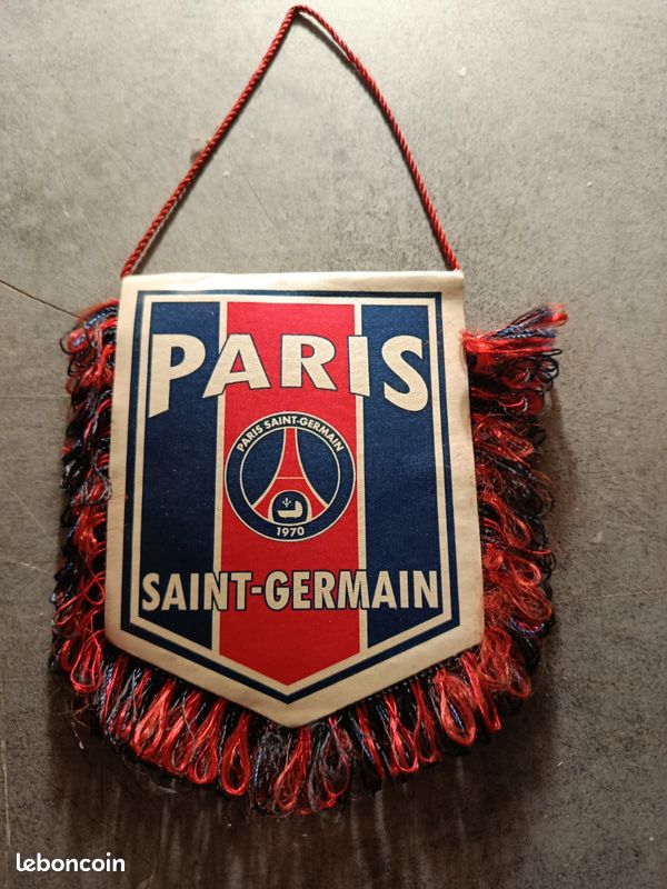 Fanion Football – PSG – Clubs Français – Supporteur Paris Saint-Germain
